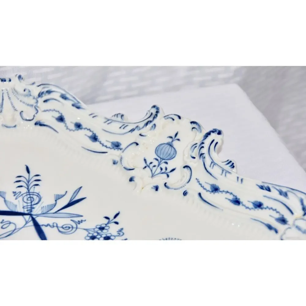 Large Meissen Porcelain Serving Tray Platter in ‘Blue Onion’ Pattern